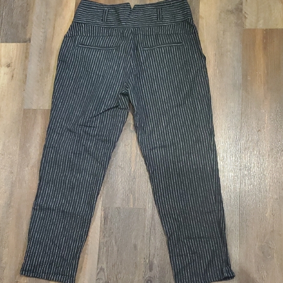 Sundance Black and Gray Trousers Straight-Leg Elegance - Picture 8 of 9